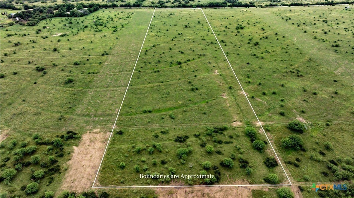 10.01 acres in DeWitt County - photo 15