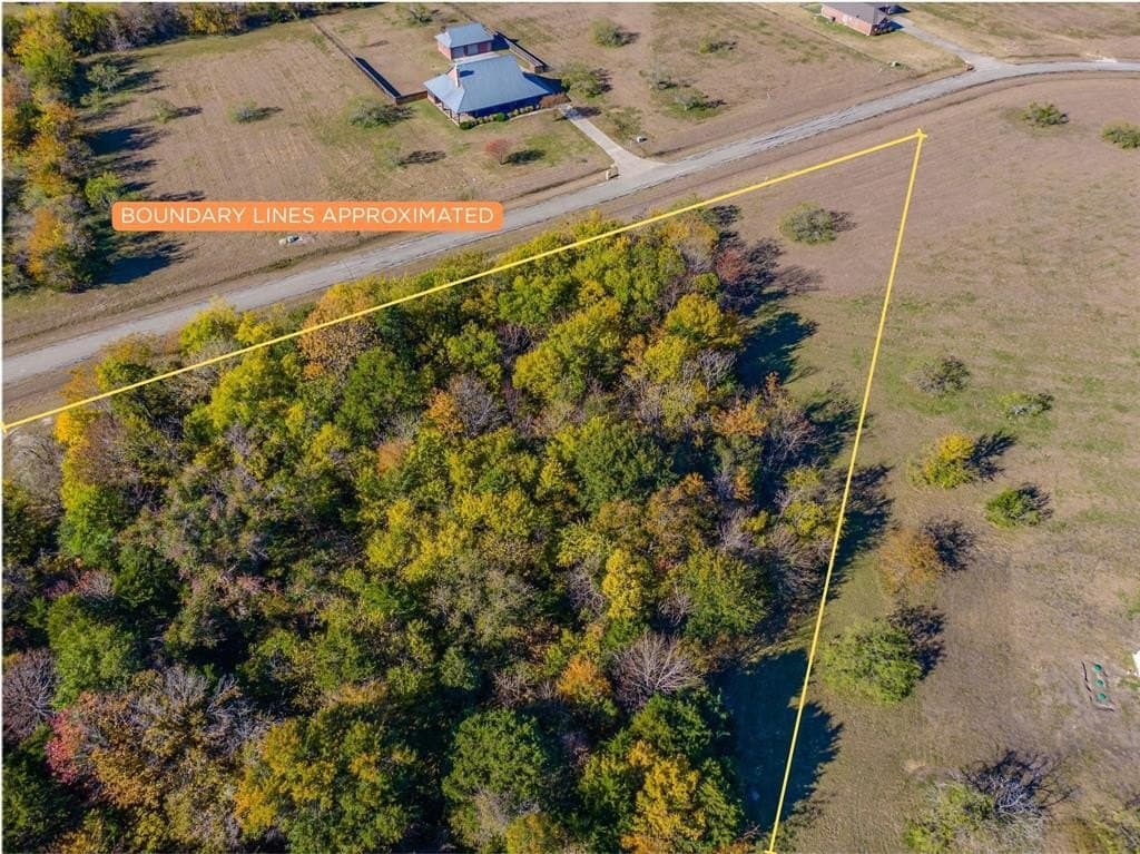 1.12 acres in Navarro County - photo 5