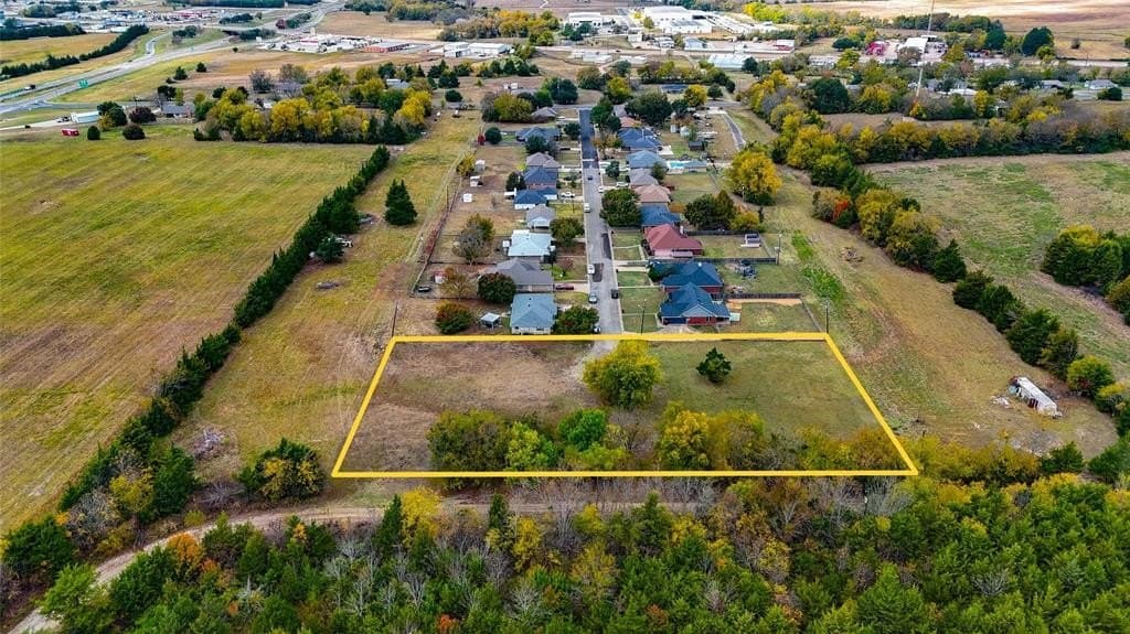 1.59 acres in Lamar County - photo 13