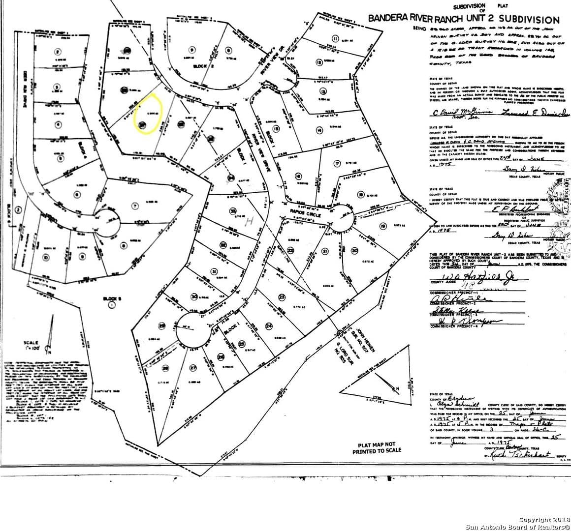 0.8 acres in Bandera County - photo 4