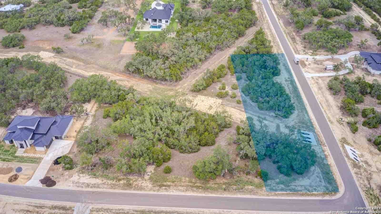1.26 acres in Comal County - photo 2