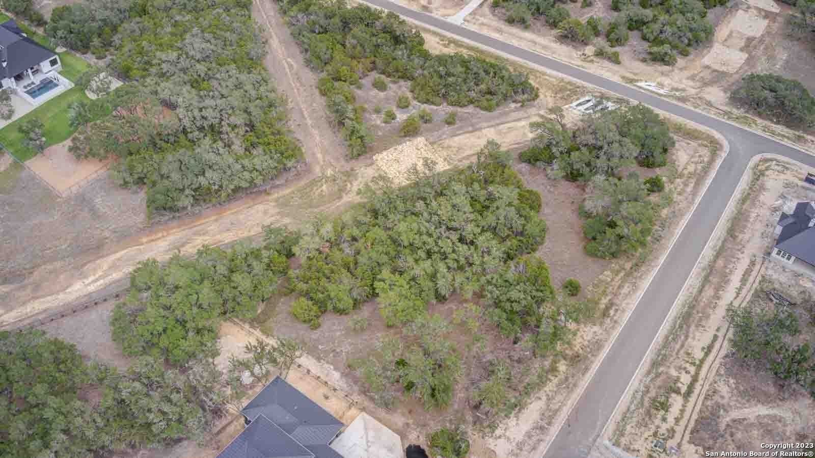 1.26 acres in Comal County - photo 5