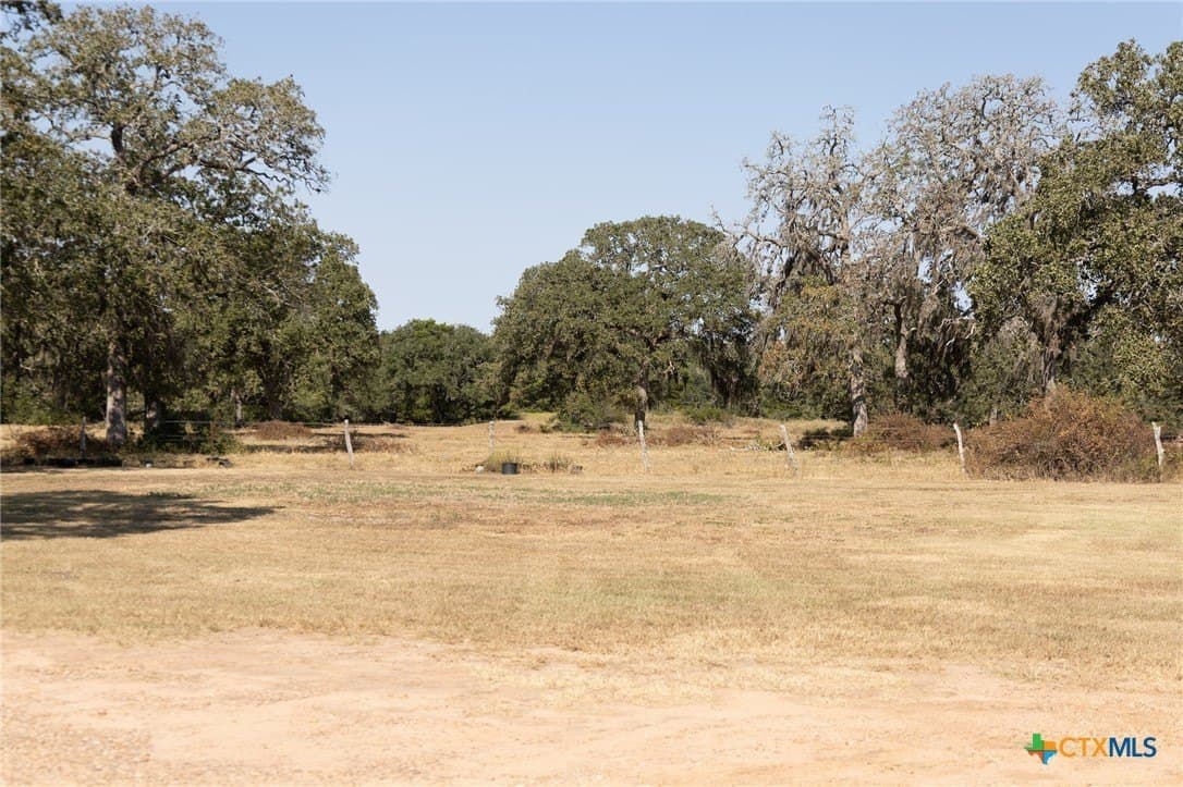 45.83 acres in Lavaca County - photo 31
