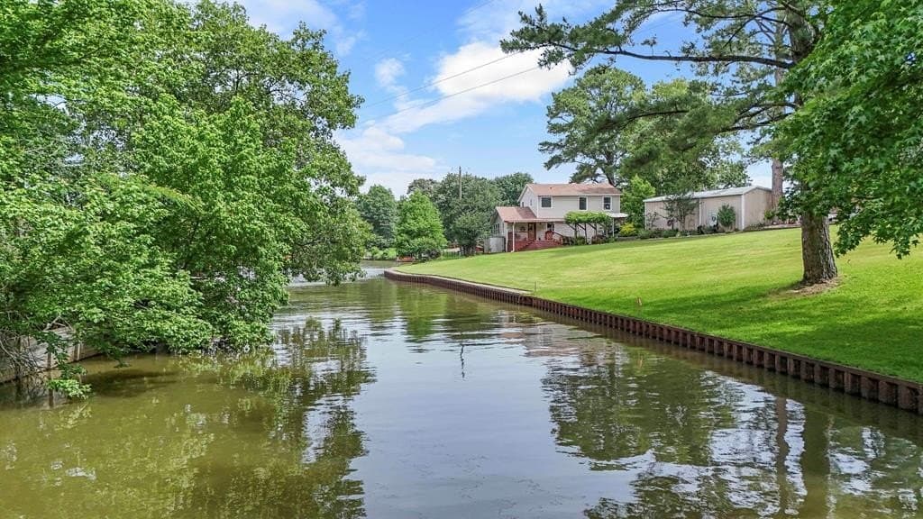 0.28 acres in Henderson County - photo 3