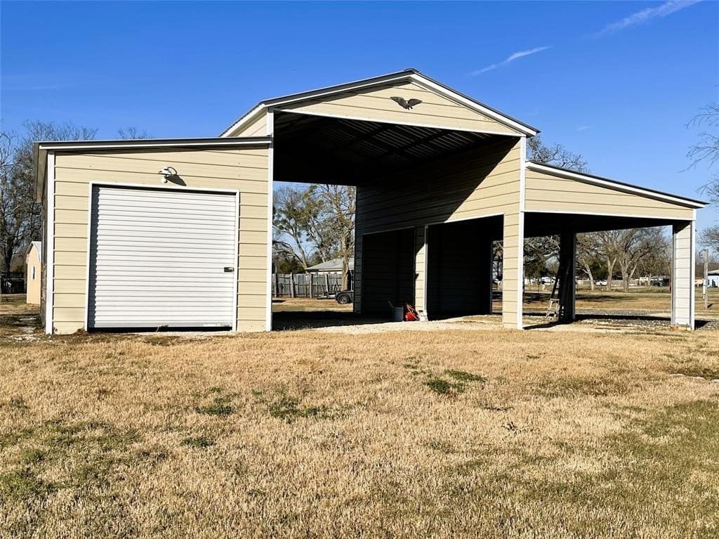 12.64 acres in Freestone County - photo 32