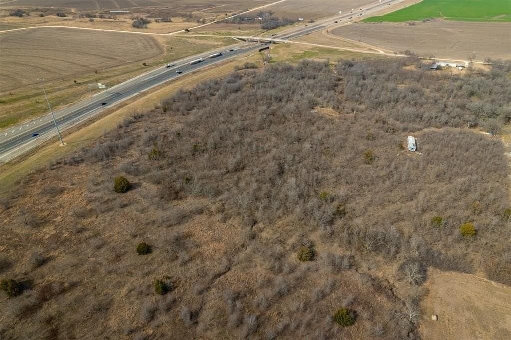 17.14 acres in Hill County - photo 6