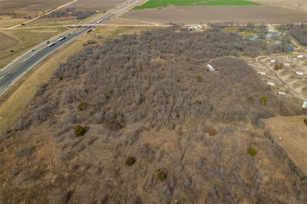 17.14 acres in Hill County - photo 5