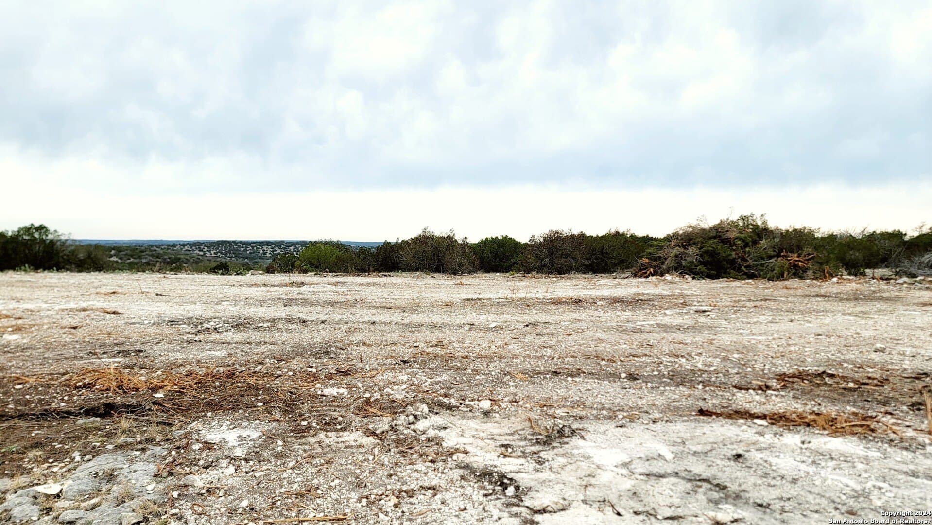 359 acres in Edwards County - photo 44