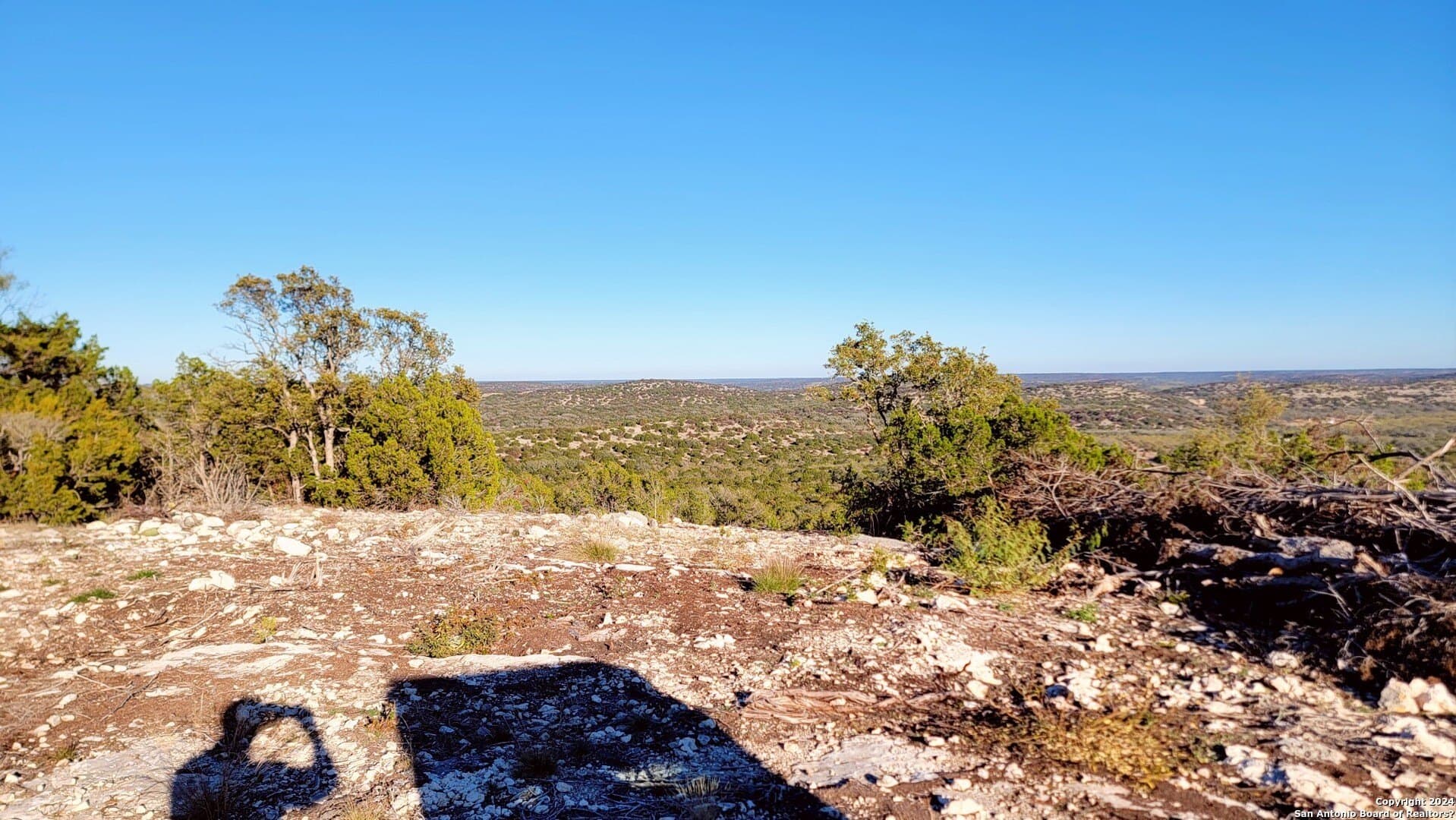 359 acres in Edwards County - photo 40