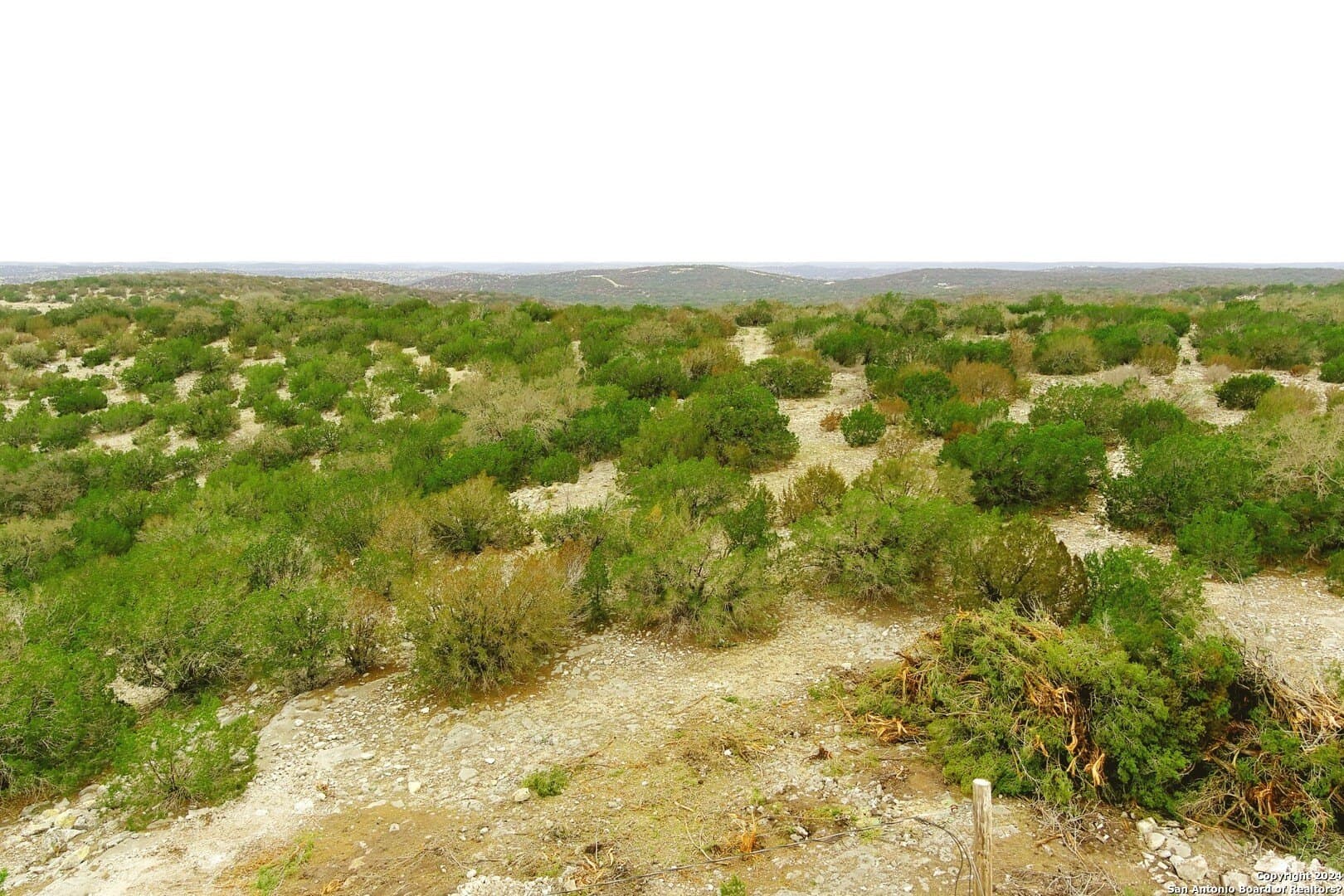 359 acres in Edwards County - photo 57