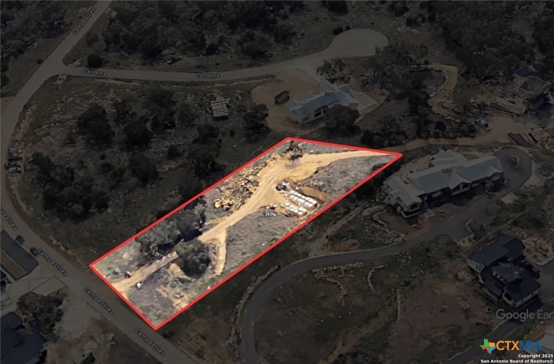 1.04 acres in Comal County - photo 2
