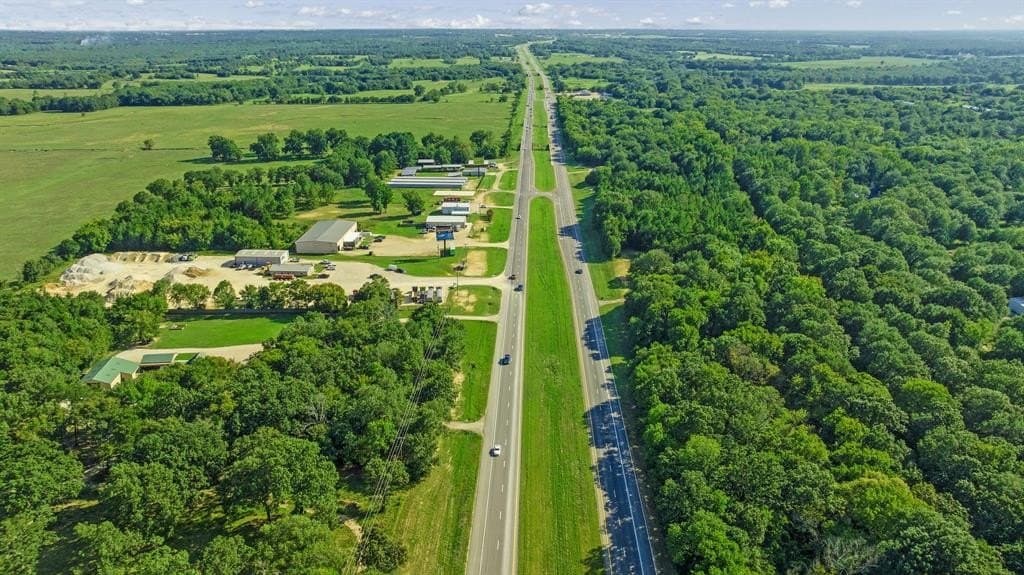 7.22 acres in Lamar County - photo 7
