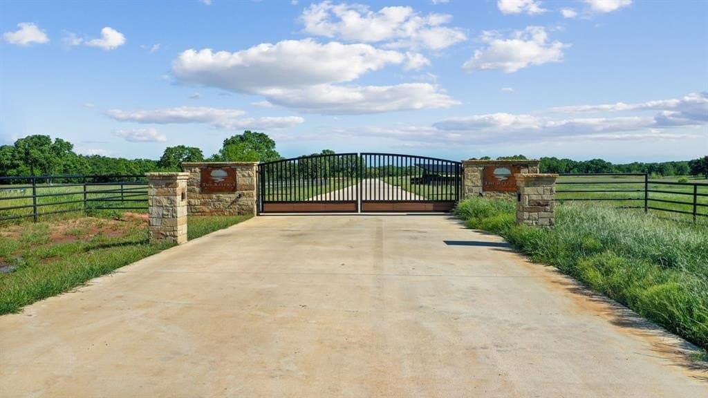 2.05 acres in Parker County - photo 2