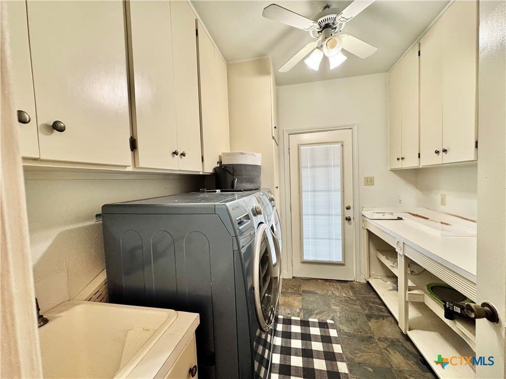 10 acres in Gonzales County - photo 11