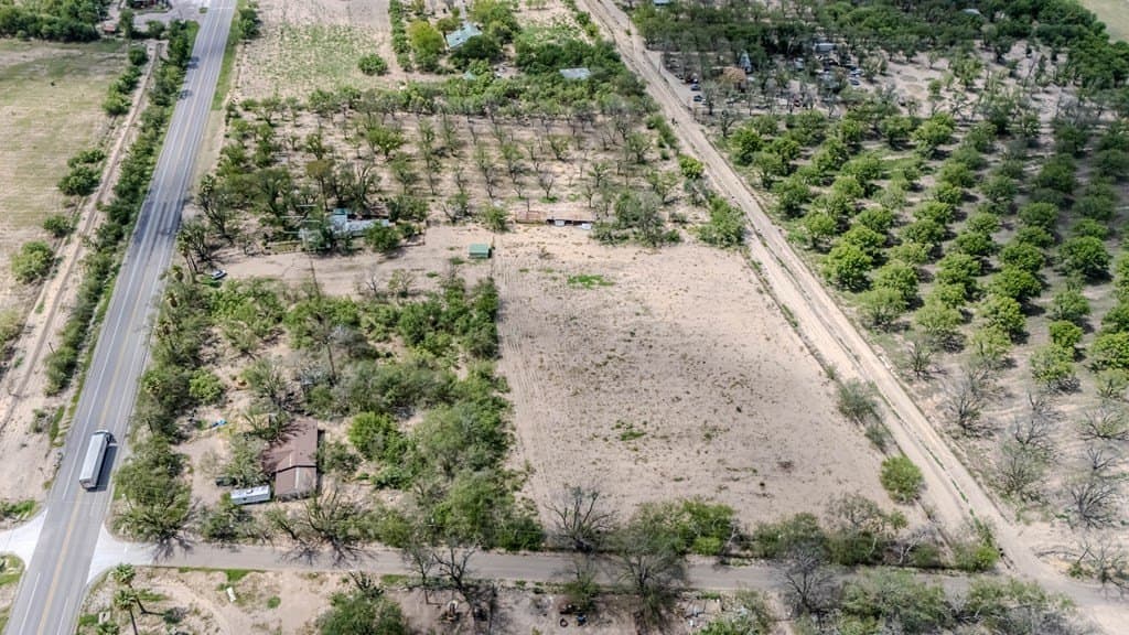 348,916 acres in Maverick County - photo 45