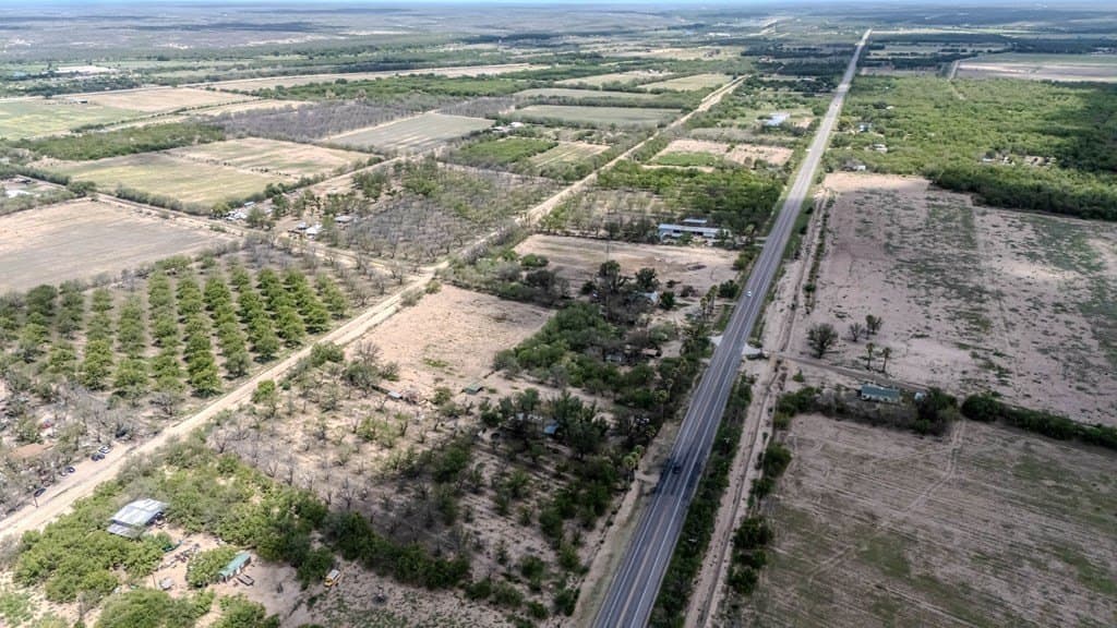348,916 acres in Maverick County - photo 48