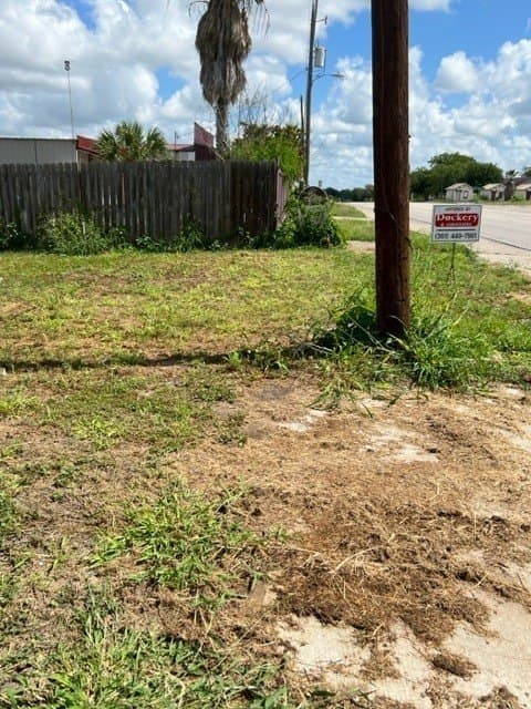 0.11 acres in Live Oak County - photo 3