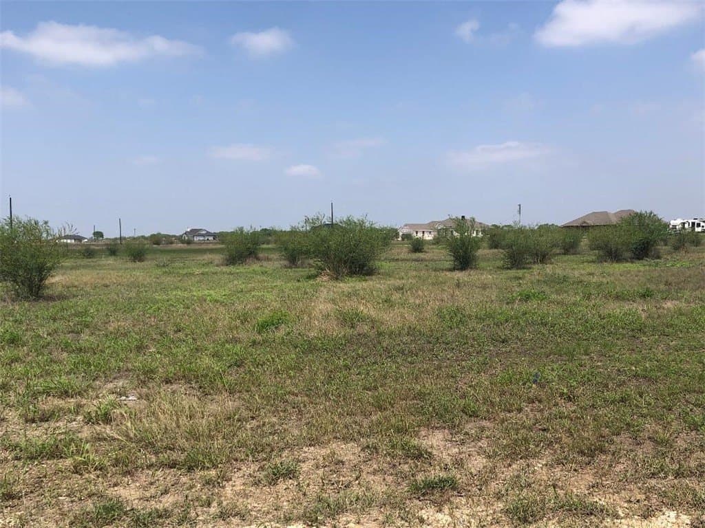 6.51 acres in Nueces County - photo 2