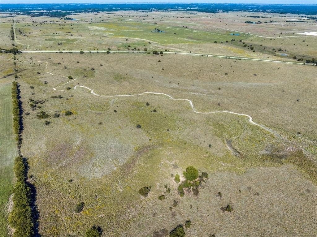 169.21 acres in Cooke County - photo 2