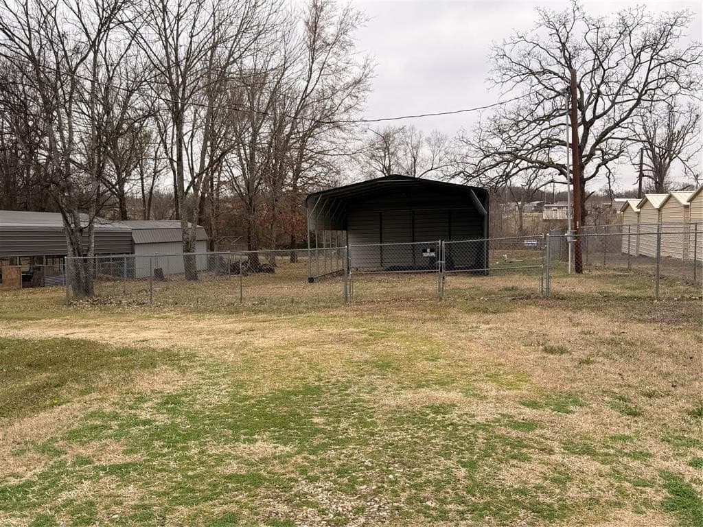 0.25 acres in Wood County - photo 4