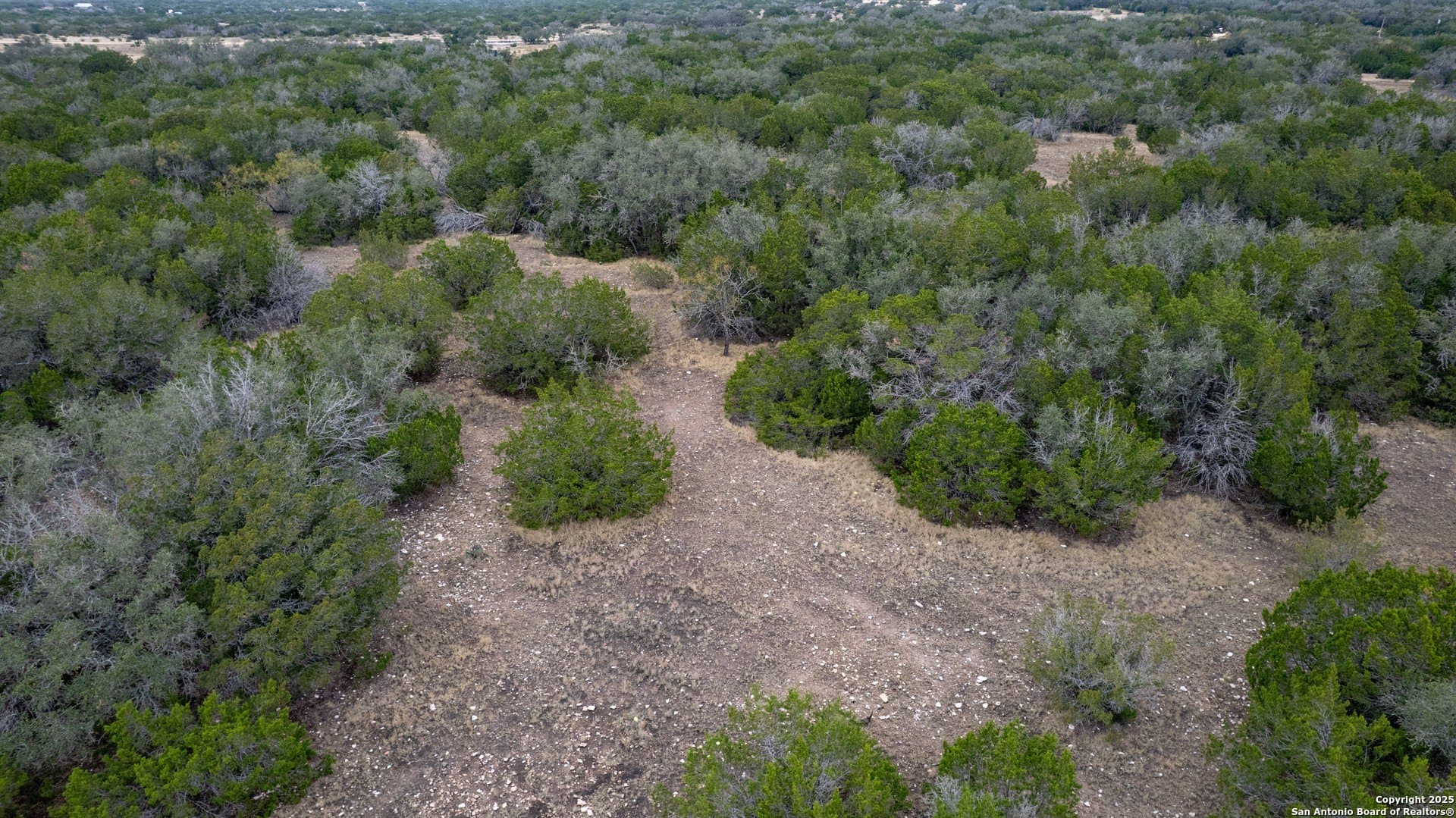 73.84 acres in Edwards County - photo 34