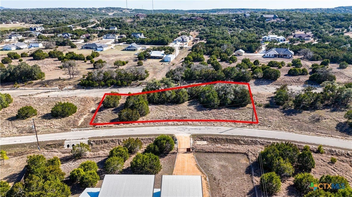 1 acres in Comal County - photo 2