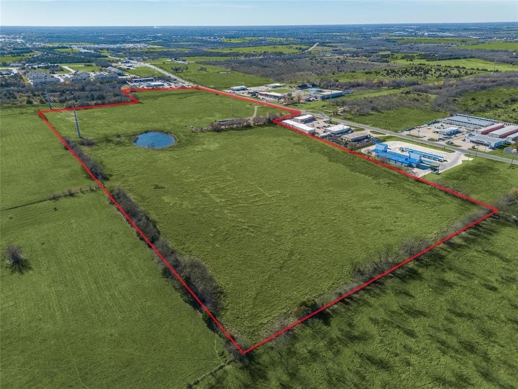 42.6 acres in Hunt County - photo 3