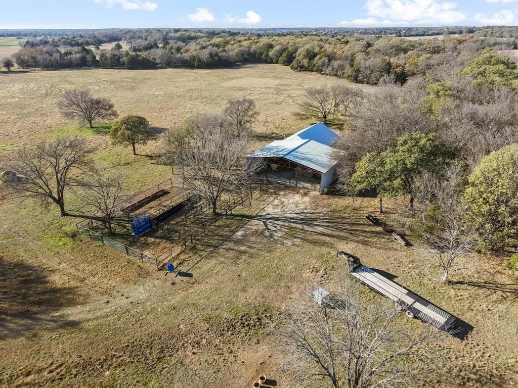 65 acres in Cooke County - photo 7