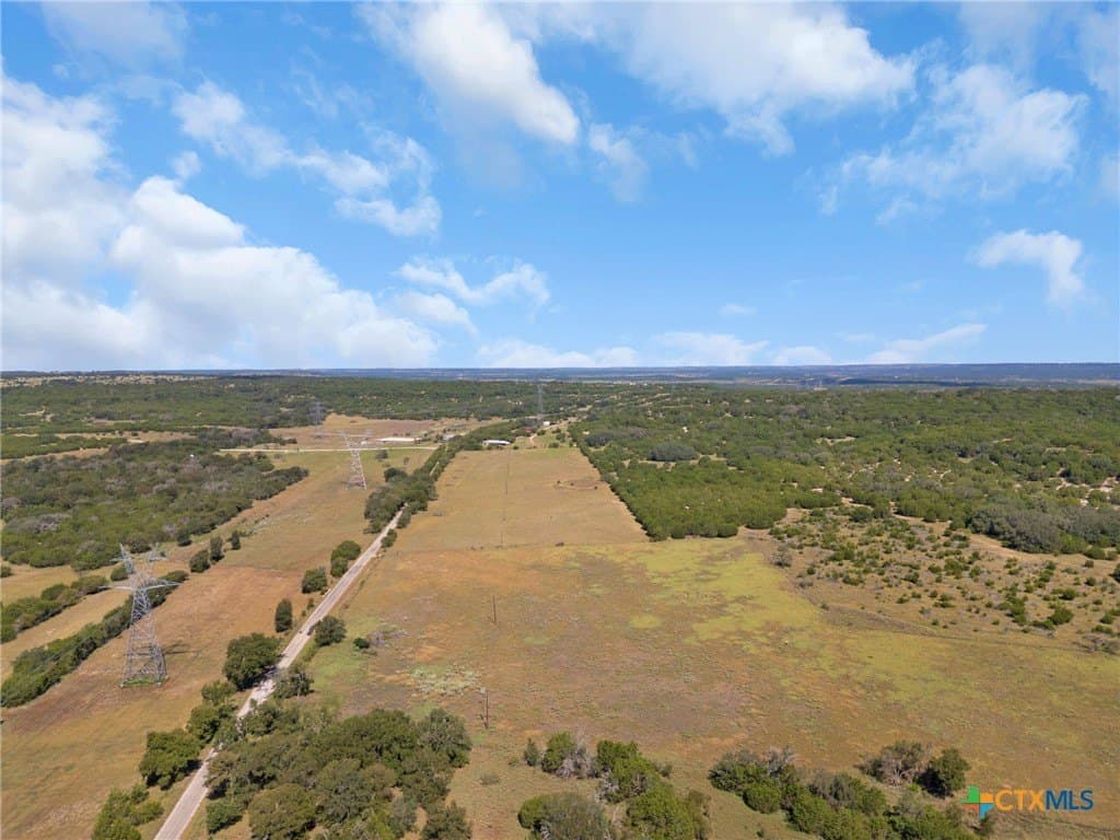 10 acres in Lampasas County - photo 2