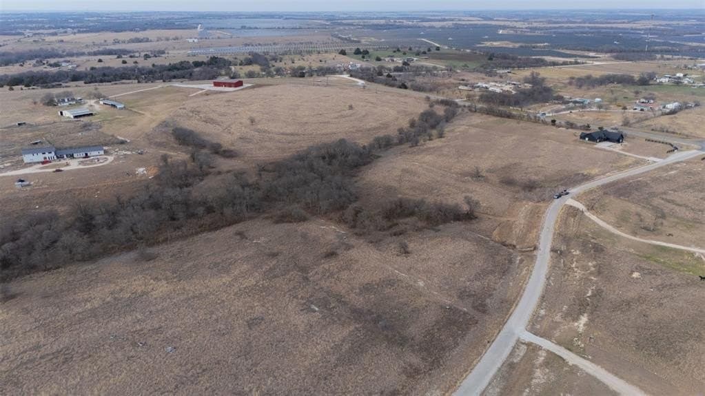 2.1 acres in Hill County - photo 4
