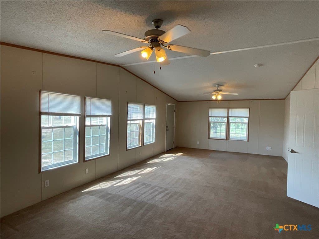 21.65 acres in Lavaca County - photo 6