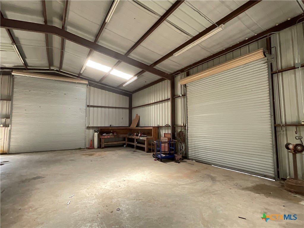 21.65 acres in Lavaca County - photo 36