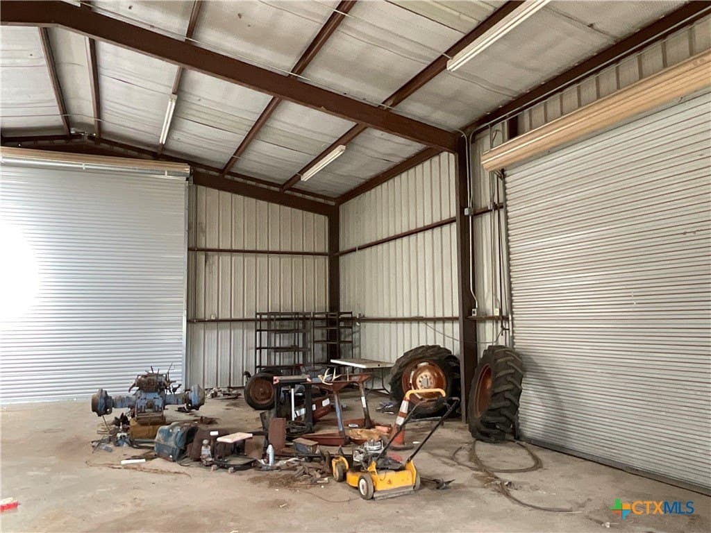 21.65 acres in Lavaca County - photo 35