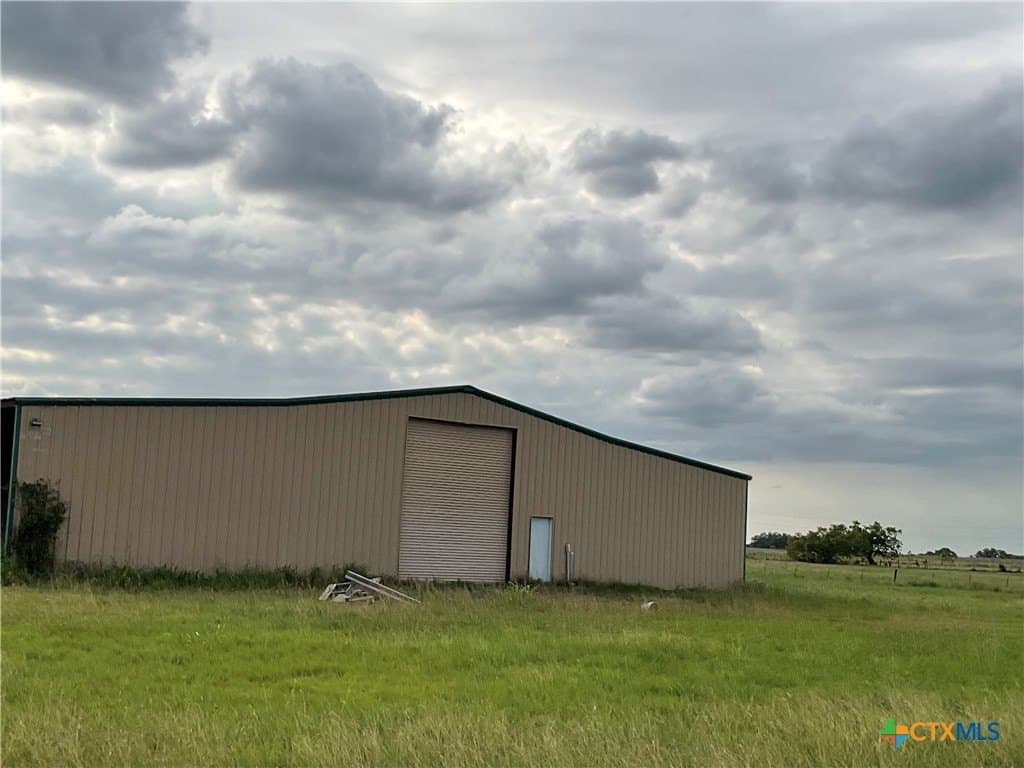 21.65 acres in Lavaca County - photo 27