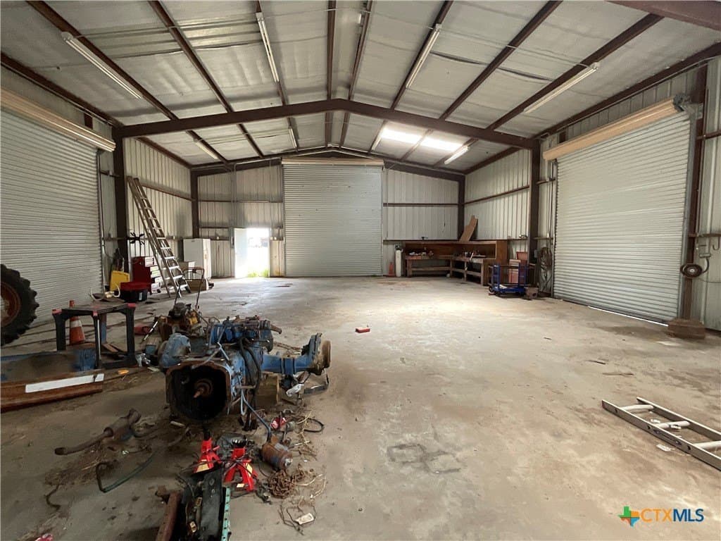 21.65 acres in Lavaca County - photo 37