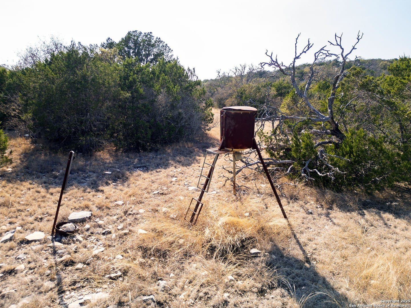 68.27 acres in Edwards County - photo 4