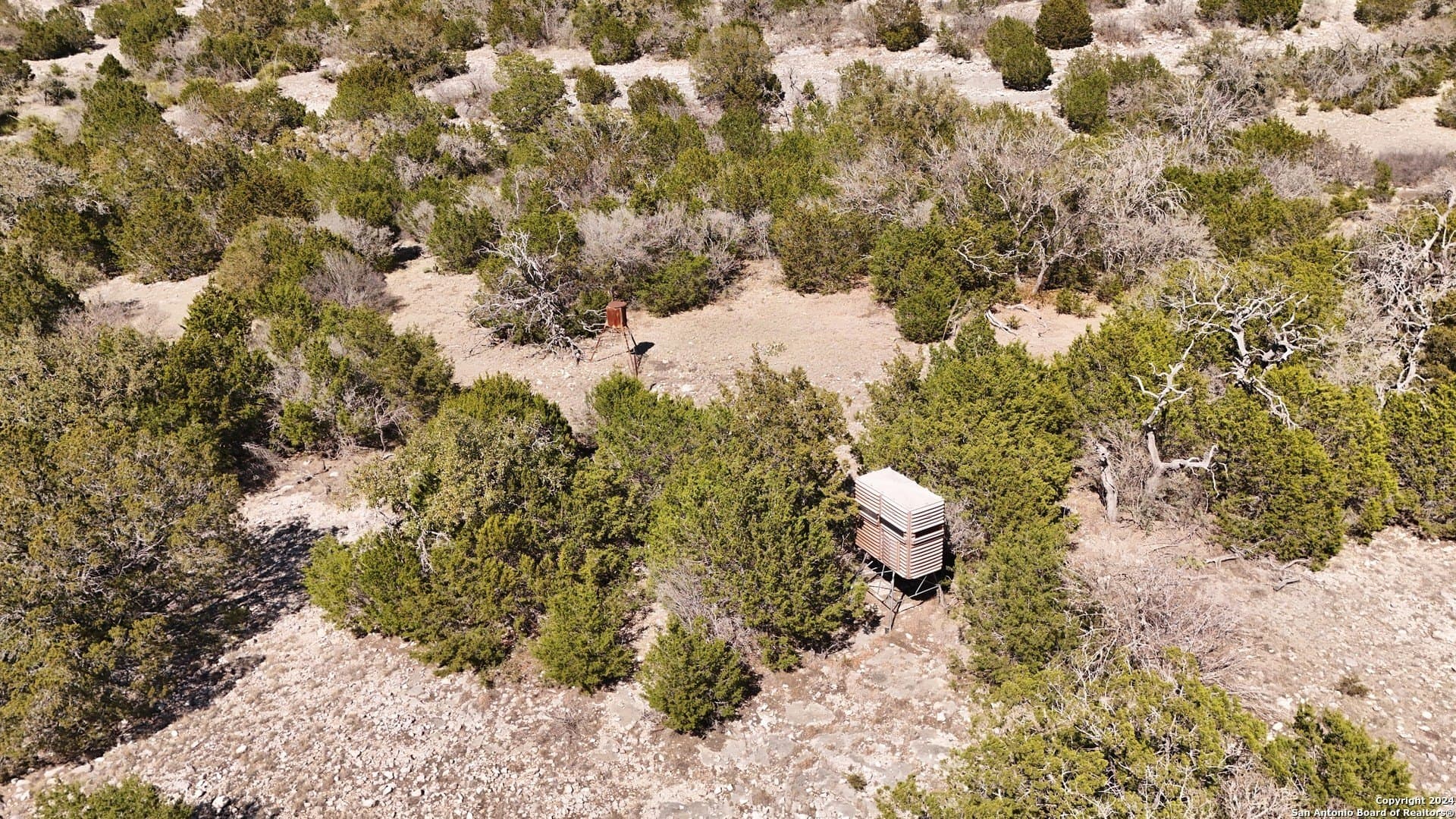 68.27 acres in Edwards County - photo 17