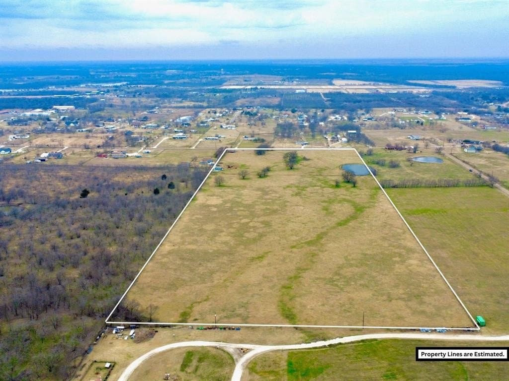 28.13 acres in Kaufman County - photo 2