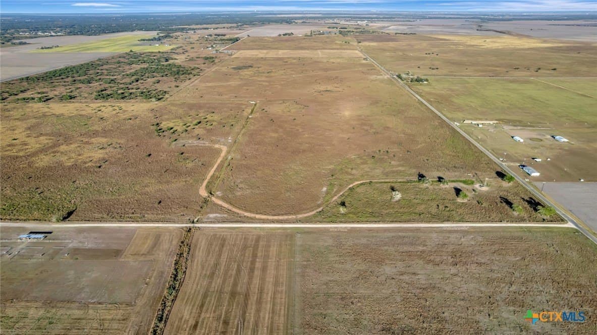 10.32 acres in Victoria County - photo 14