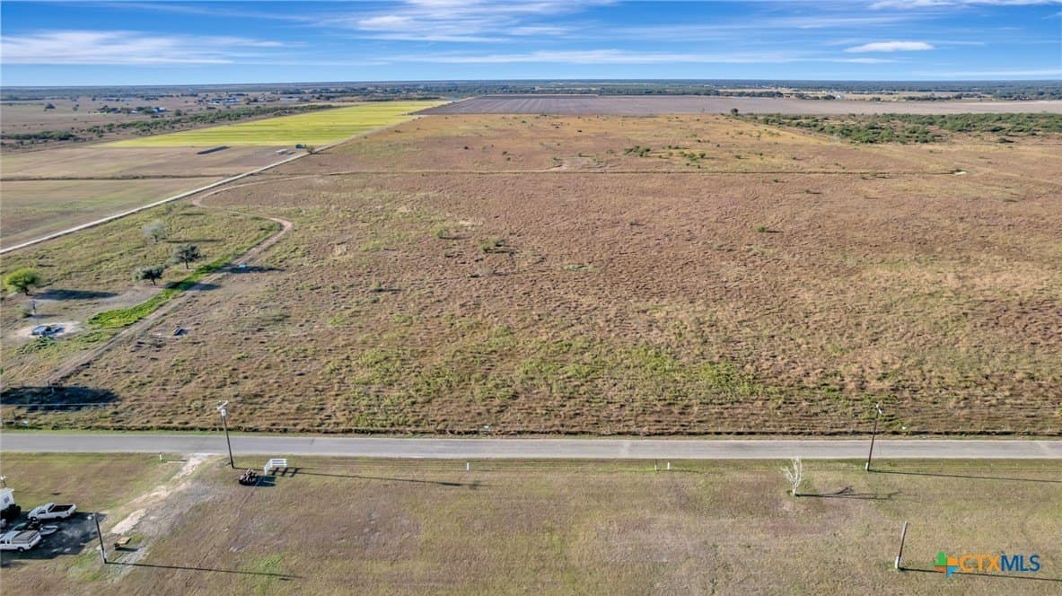 10.32 acres in Victoria County - photo 11