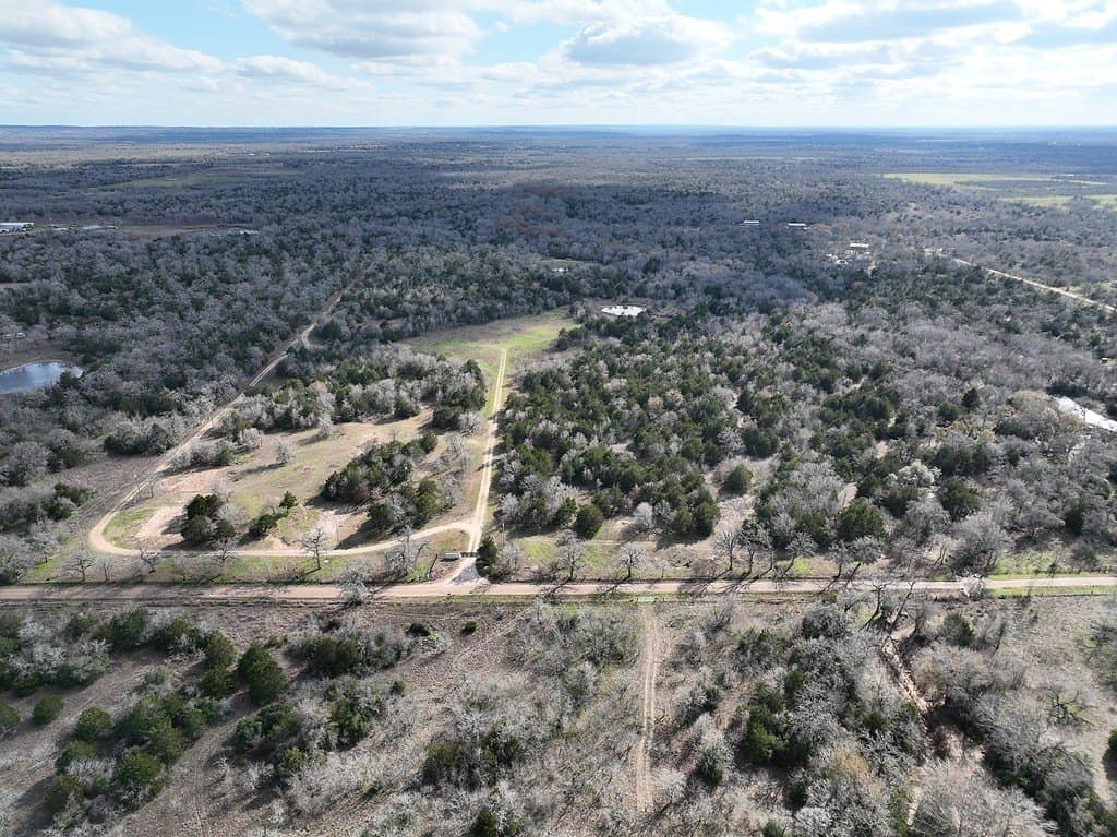 43.26 acres in Fayette County - photo 2