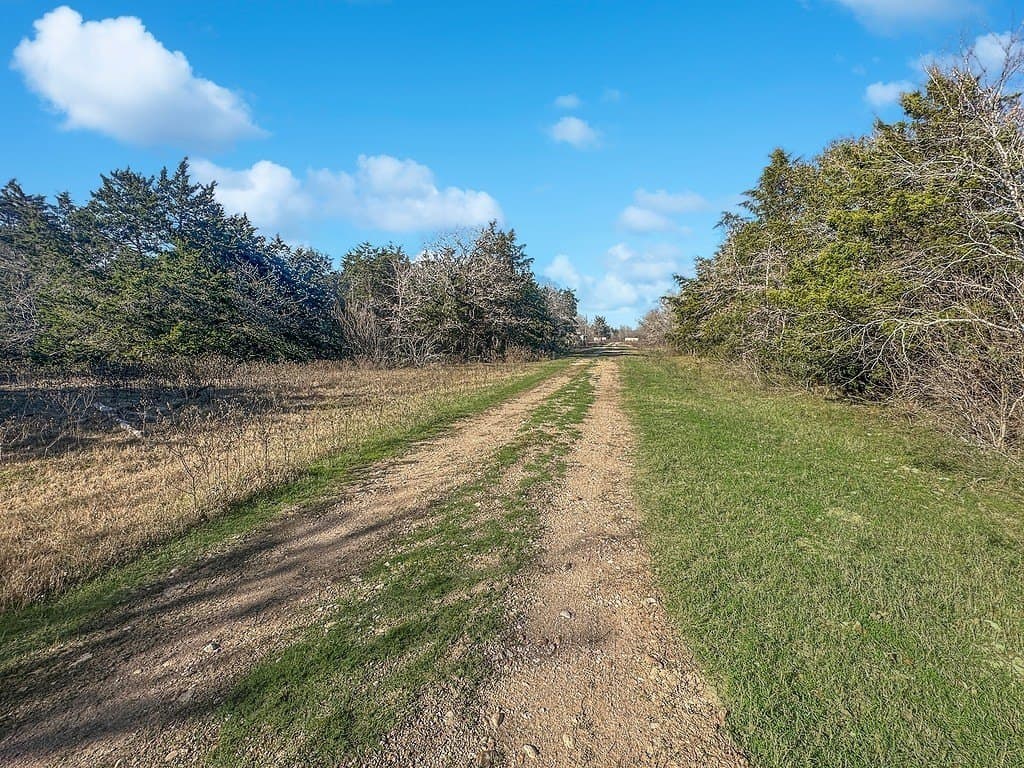 43.26 acres in Fayette County - photo 6