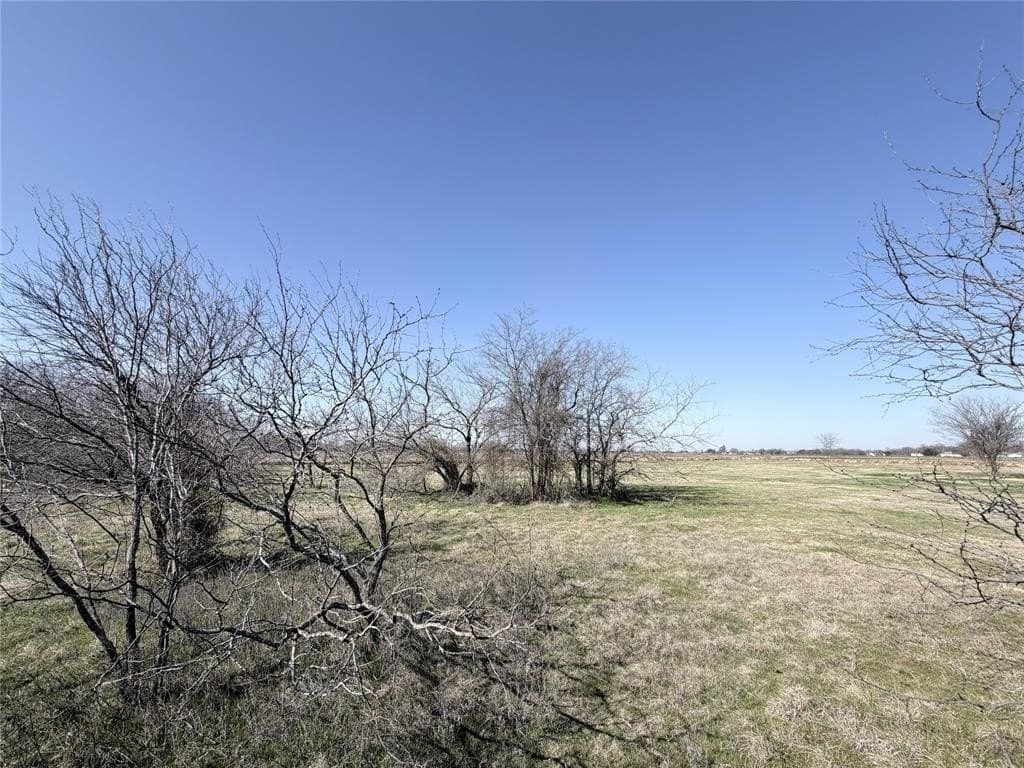 1.52 acres in Hill County - photo 5