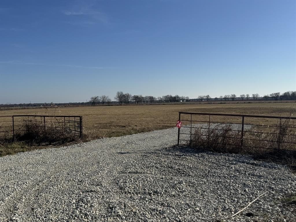 1.25 acres in Lamar County - photo 11