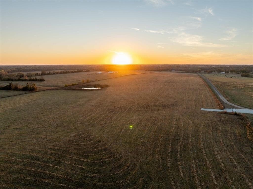 1.25 acres in Lamar County - photo 5
