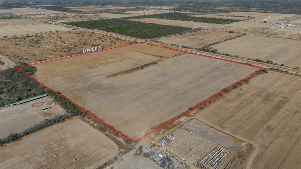 36 acres in Maverick County - photo 4