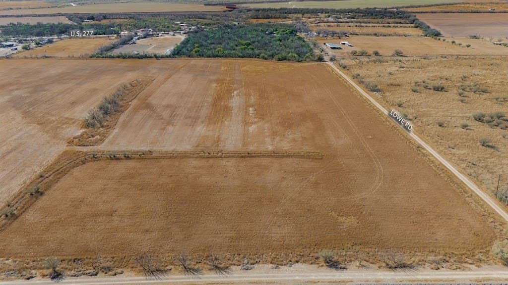 36 acres in Maverick County - photo 5