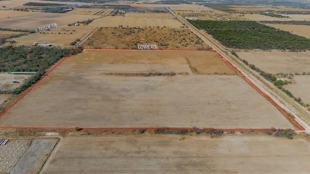 36 acres in Maverick County - photo 3