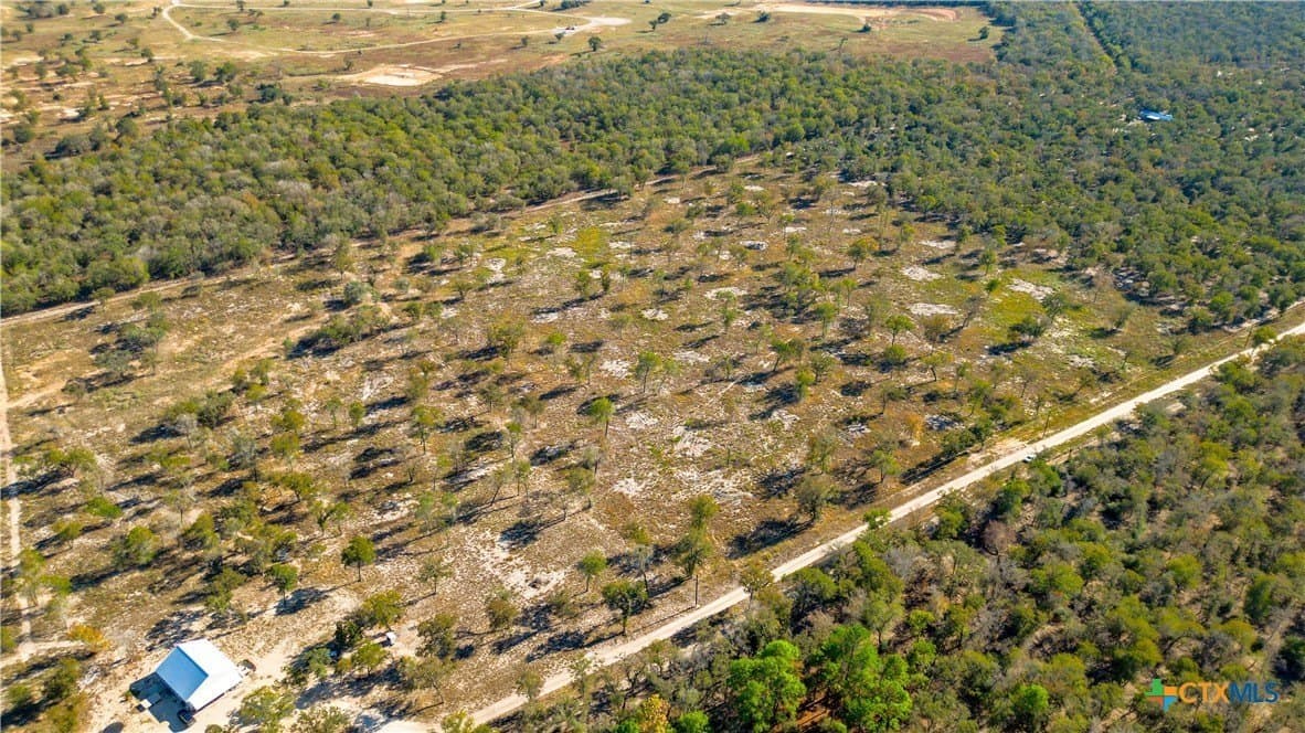 10 acres in Guadalupe County - photo 4