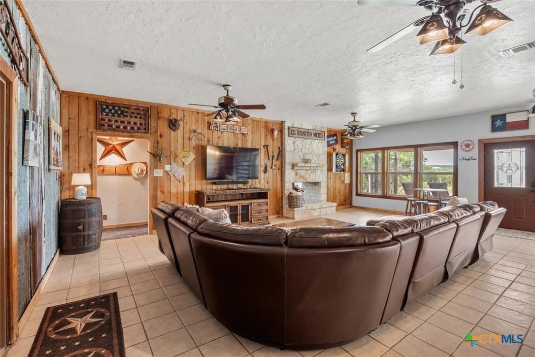 23.09 acres in Comal County - photo 11